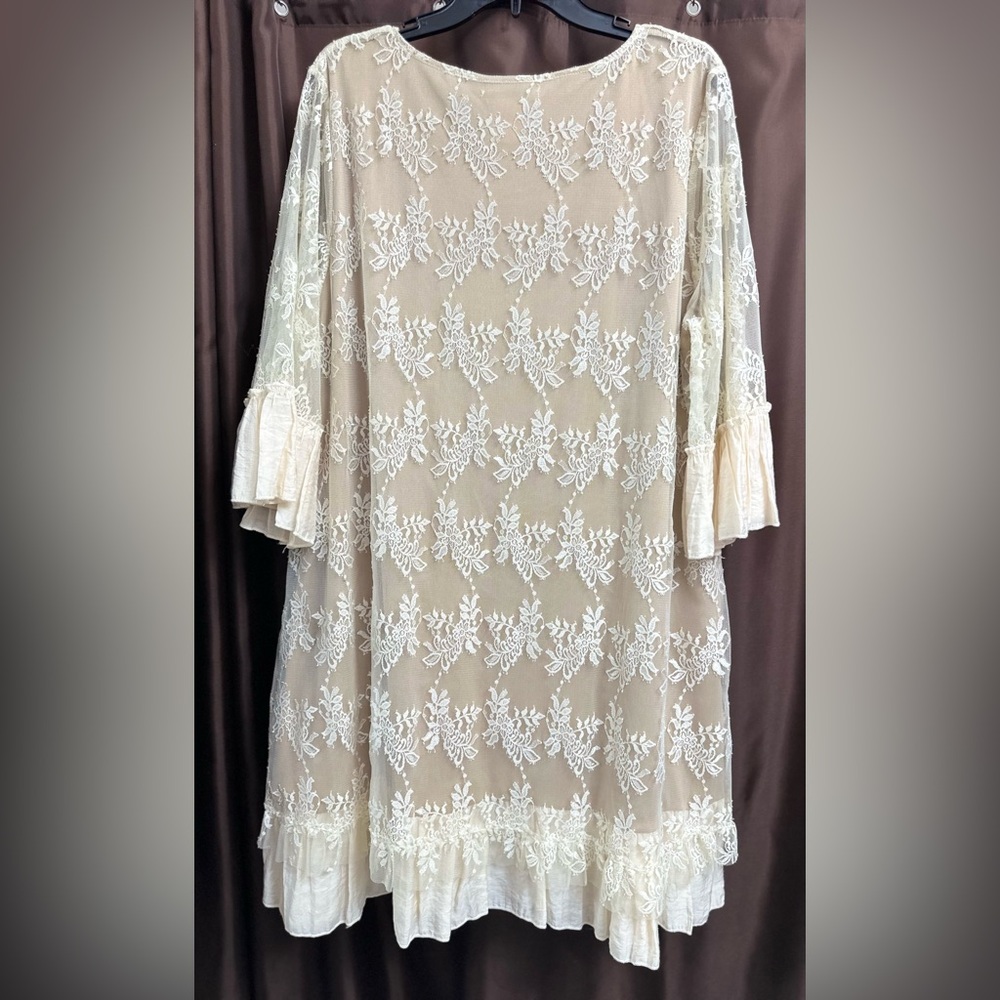 Paisley Vine by SassyBling Chic Cream Floral Lace Long Sleeve Dress - Picture 2 of 2